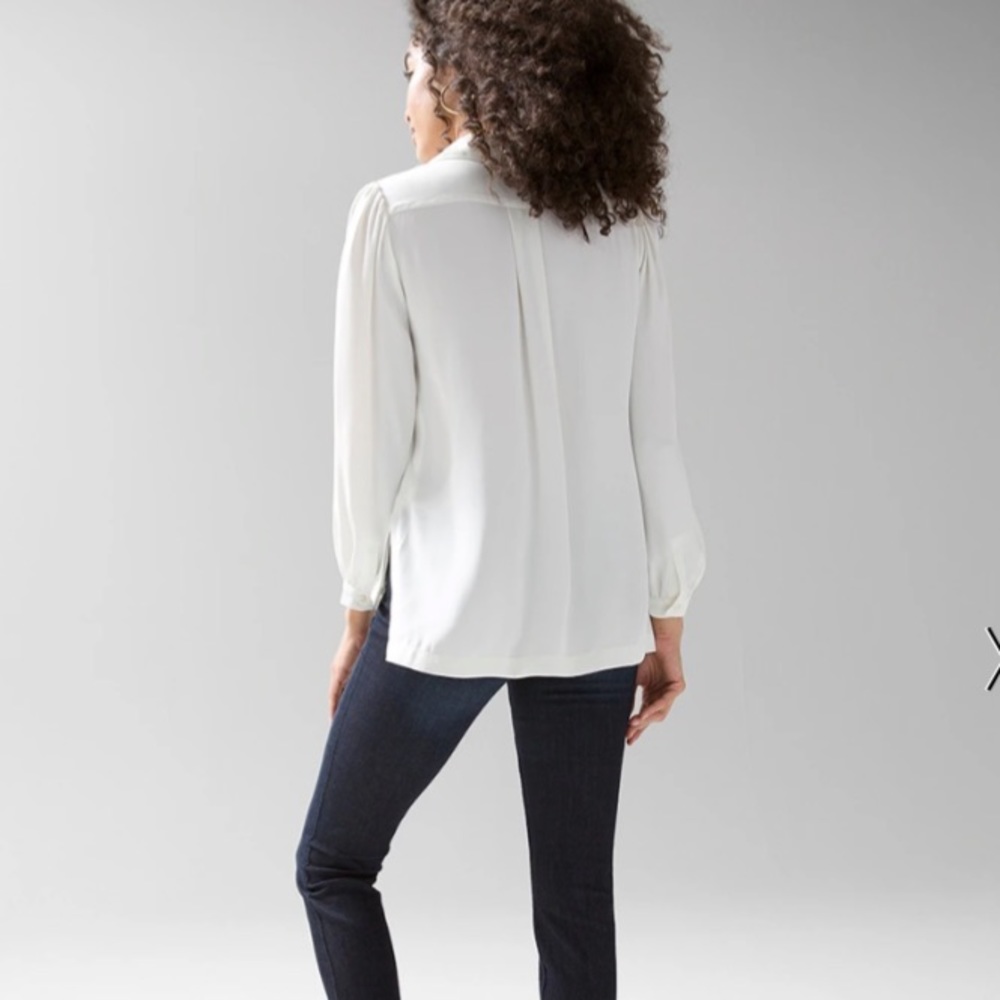 WHITE HOUSE BLACK MARKET WHITE BUTTON UP